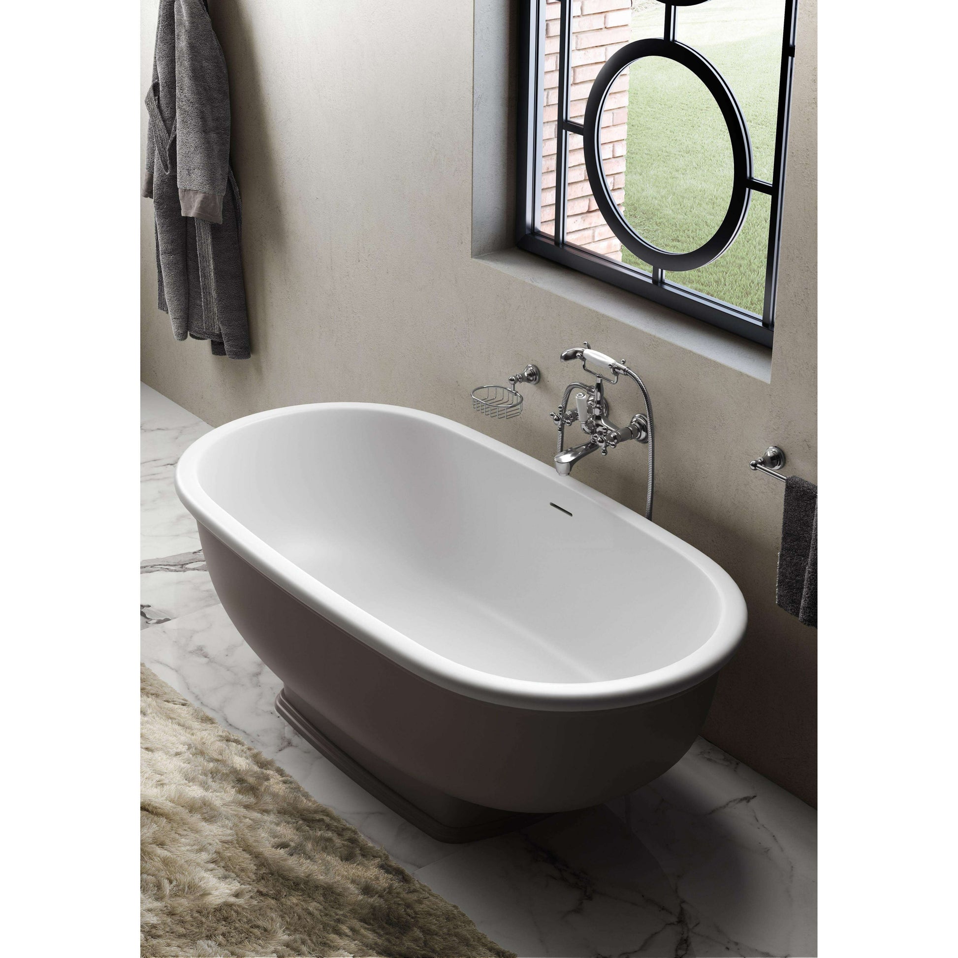 RAK-WashingtonBathLifestyle1